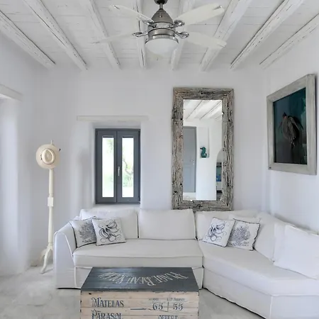 Sunray Paros Seafront With Jaccuzzi Next To Kite Sports Σπίτι διακοπών *