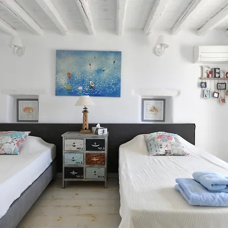 Sunray Paros Seafront With Jaccuzzi Next To Kite Sports *