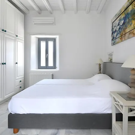 Casa de Férias Sunray Paros Seafront With Jaccuzzi Next To Kite Sports