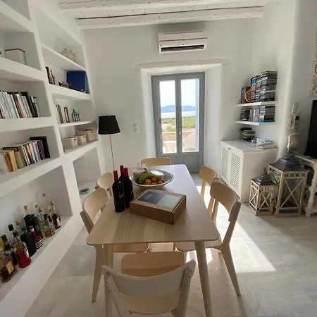 Sunray Paros Seafront With Jaccuzzi Next To Kite Sports Casa de Férias Pounda